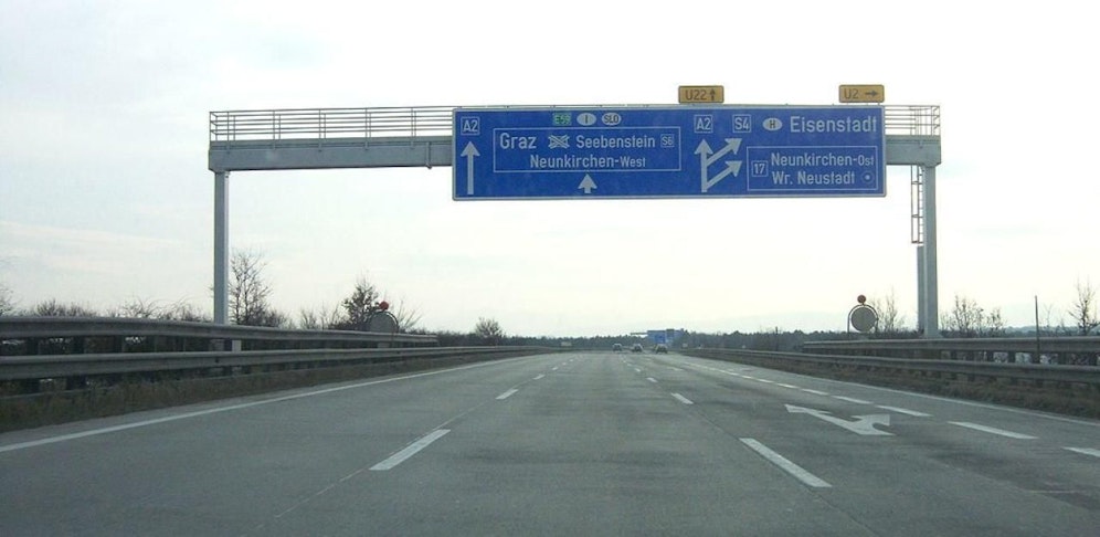 Symbolfoto der A2 wenige Kilometer nach Bad Fischau.