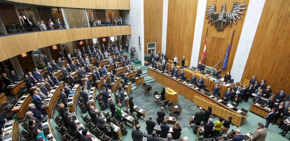 Alle Fraktionen unterstützen die Nulllohnrunde.