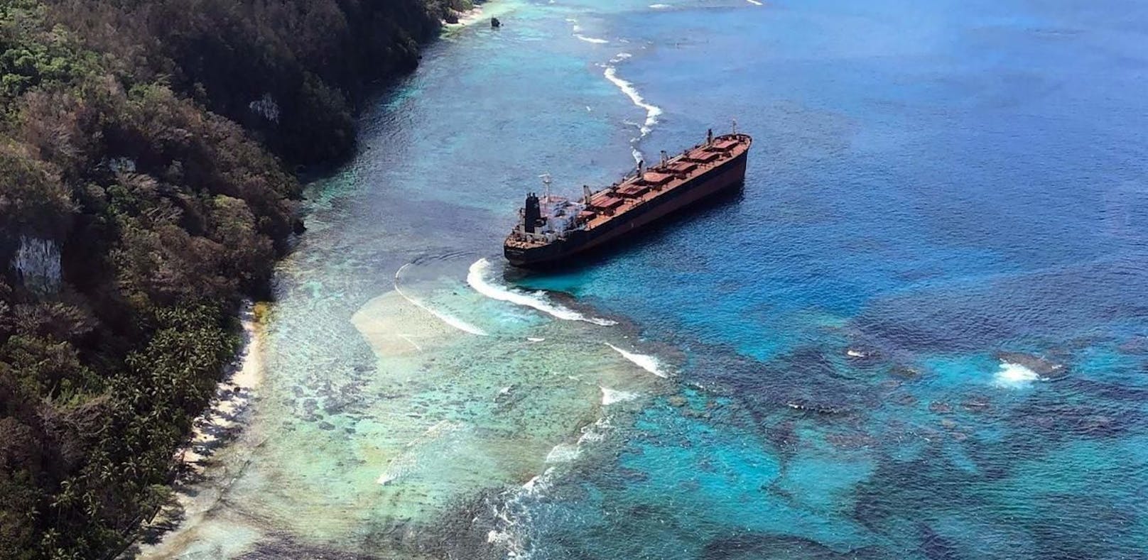 Ölkatastrophe breitet sich in Inselparadies aus