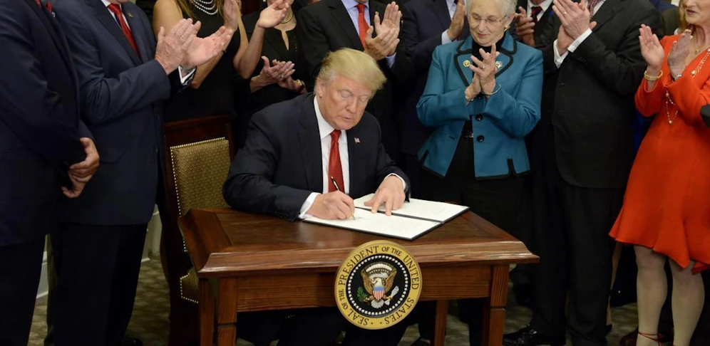 Trump geht per Erlass gegen "Obamacare" vor