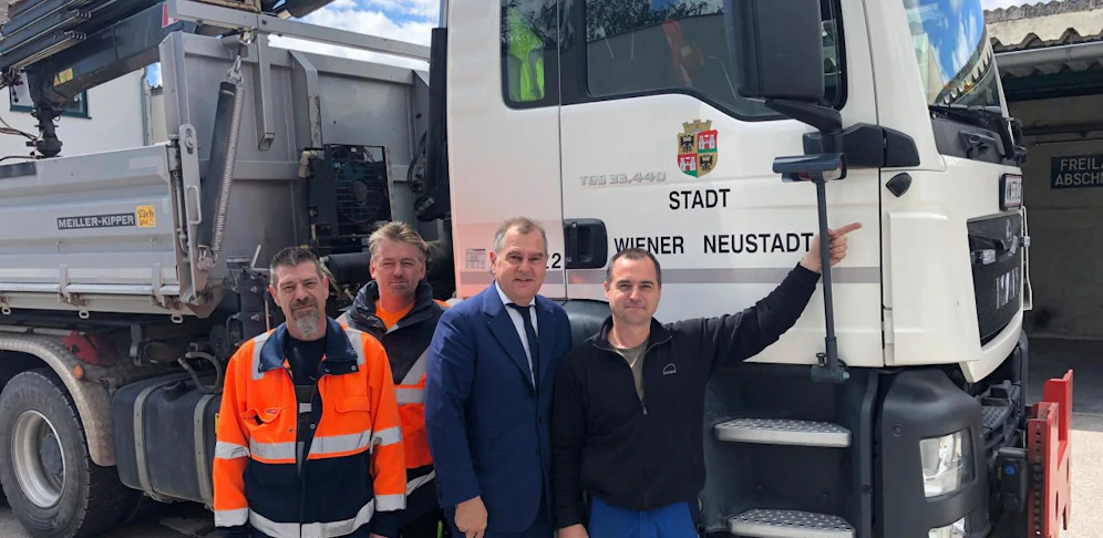 Dieter Leonhard, Gerhard Rotheneder, Stadtrat Franz Dinhobl und Wolfgang Ostermann am Wirtschaftshof.