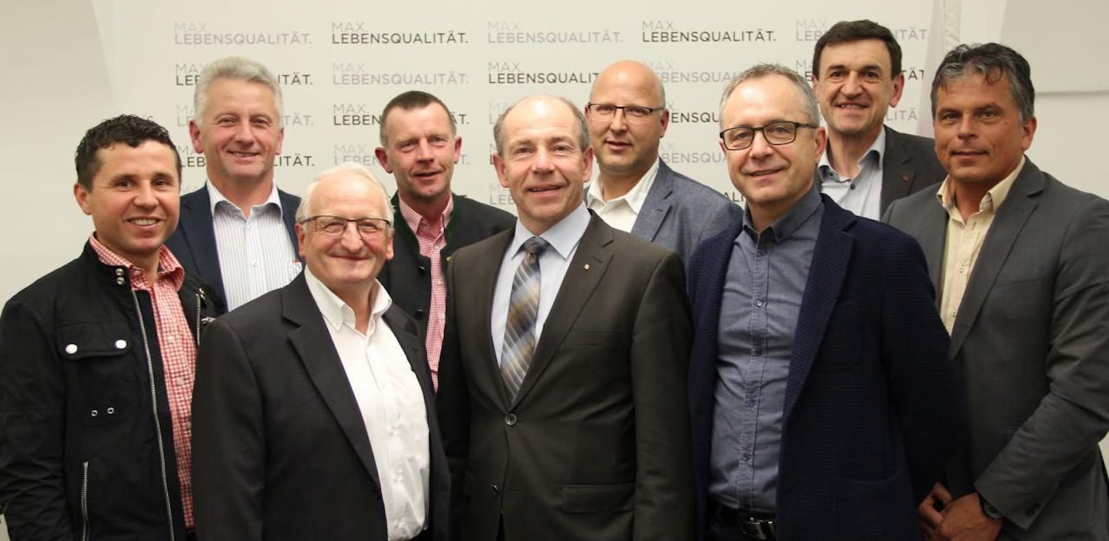 Bürgermeister und Vertreter aus sechs Mühlviertler Gemeinden trafen sich mit Landesrat Max Hiegelsberger.