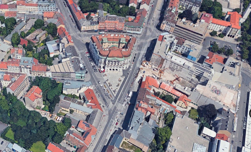 Eine Bankfiliale Am Spitz war das Ziel den Unbekannten.