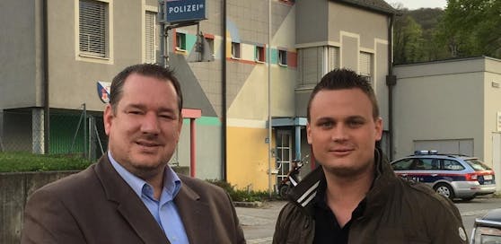 FP-Ortsobmann Christian Gsandtner (li.) und FP-Bezirksobmann Andreas Bors fordern eine 24-Stunden-Öffnungszeit der Polizeiinspektion.