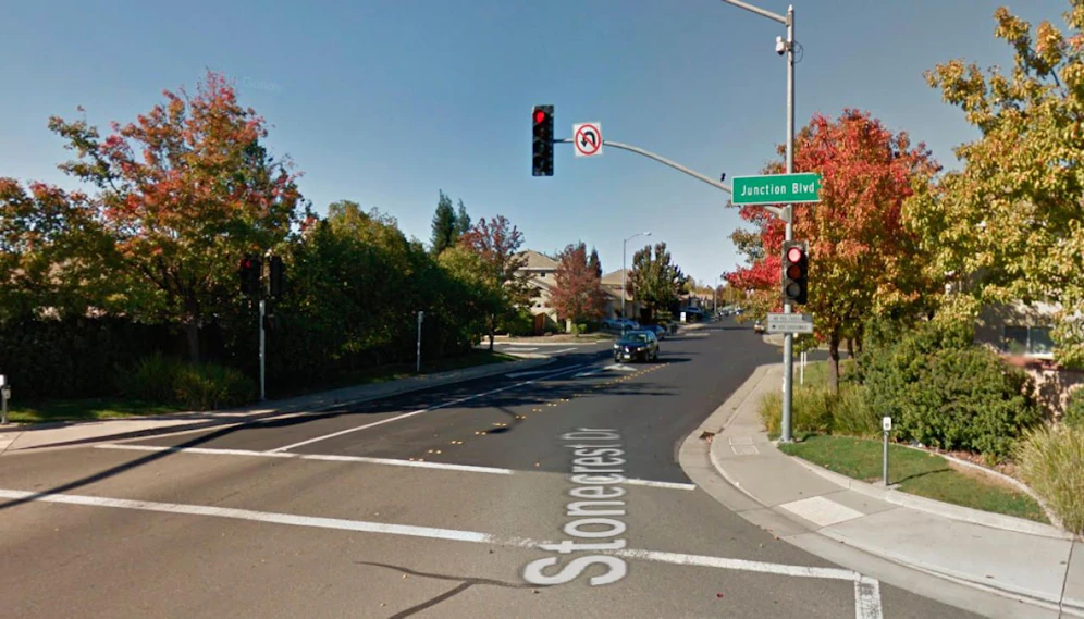 In dieser Nachbarschaft am Junction Boulevard in Roseville wurden drei weitere Leichen gefunden.