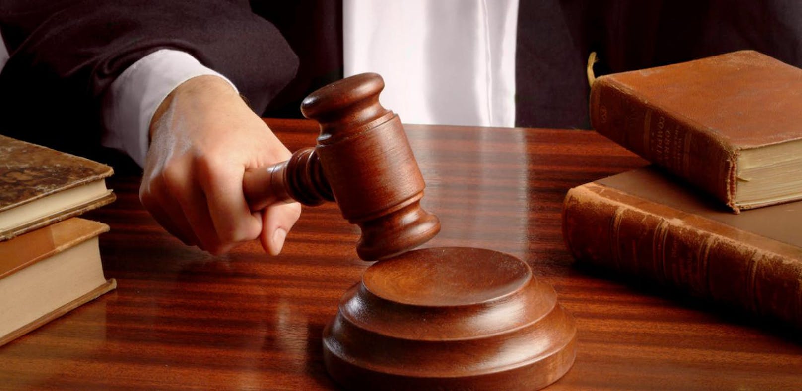 Der Richter verurteilte die 32-Jährige zu zwei Jahren Haft auf Bewährung