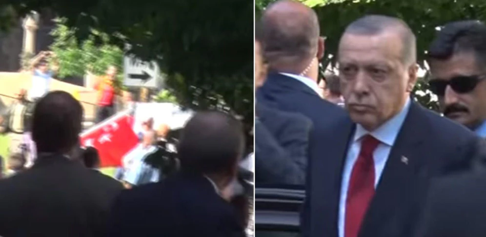 Recep Tayyip Erdogan zeigte sich damals von der Schlägerei unmittelbar in seiner Nähe unbeeindruckt.