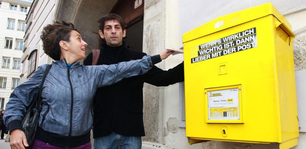 Die Wahlkarten werden am Montag zugestellt, somit können die ersten Wähler bereits ihre Stimme abgeben.