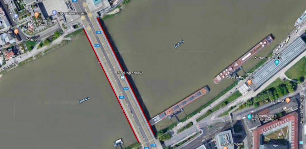Links und rechts von der Brücke könnten Radwege "angehängt" werden.