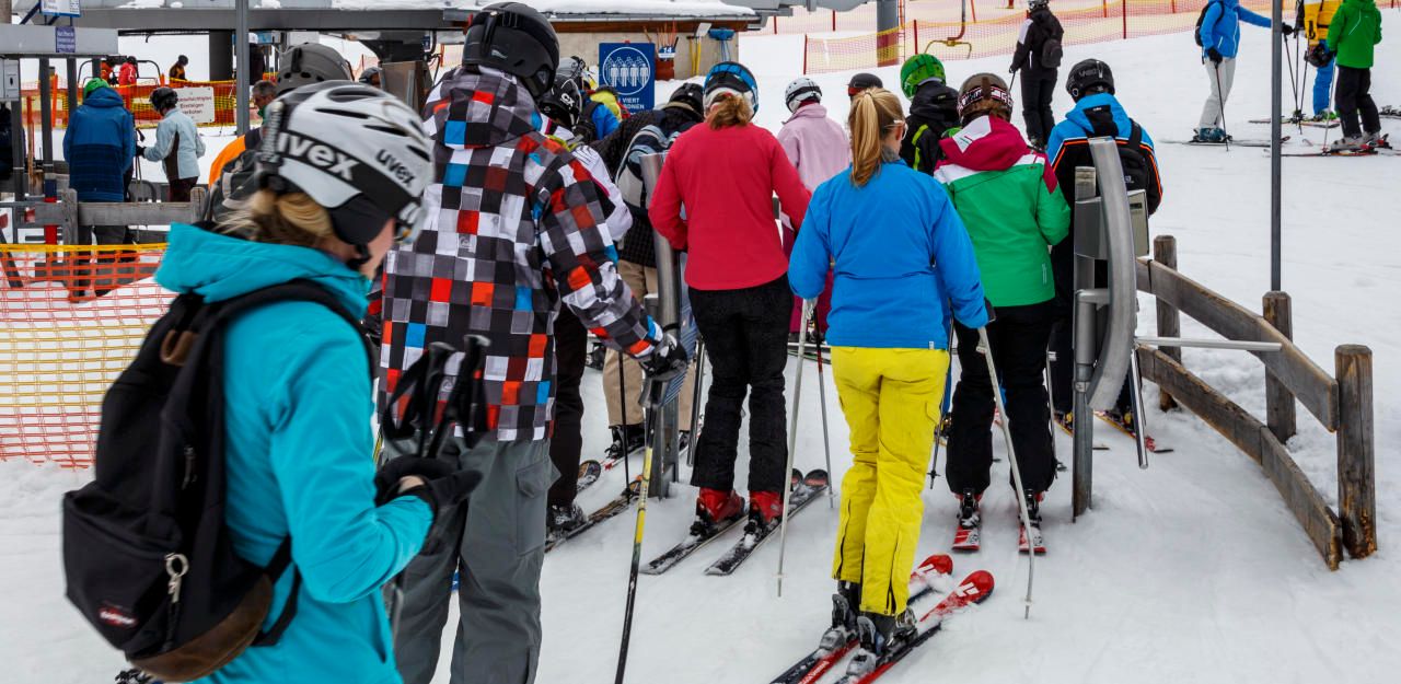 Wer im kommenden Winter in Oberösterreich Ski fährt, zahlt unterschiedlich hohe Preise für die Tickets.