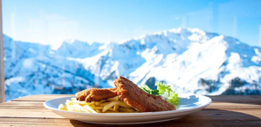 Wienerschnitzel mit Panorama: Gäste sollen auch was anderes essen