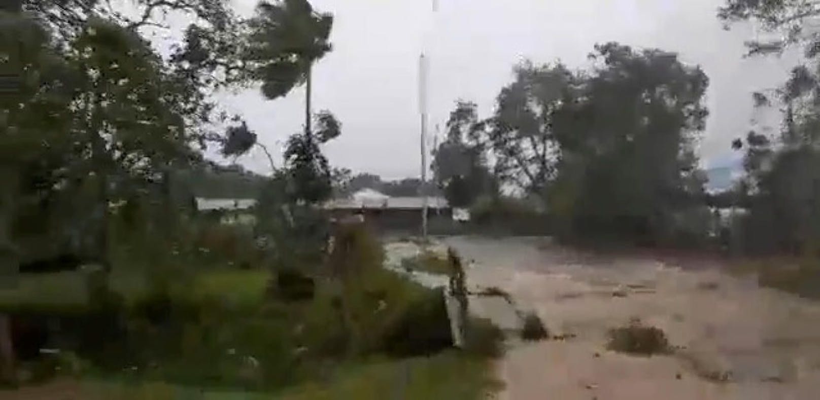 Monster-Zyklon Harold rast auf Fidschi-Inseln zu