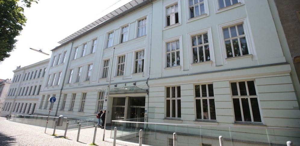 Mobbing: Lehrerin ekelte Mädchen aus der Schule