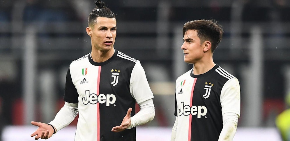 Cristiano Ronaldo mit dem infizierten Paolo Dybala