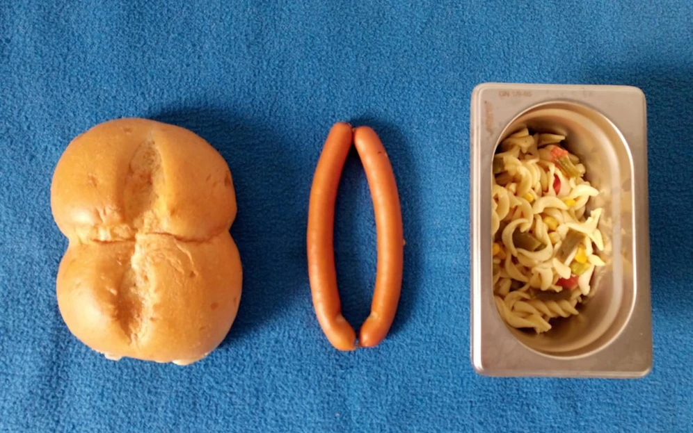 Berliner Gefangene zeigen auf Twitter, was sie zu essen bekommen