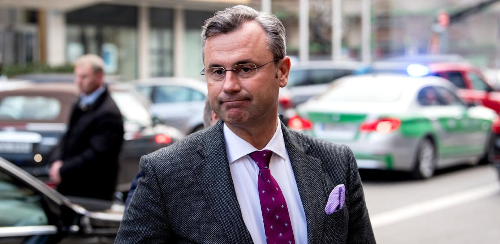 Norbert Hofer stampft Türkisch als Prüfungssprache ein.