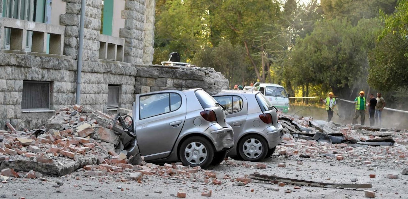 Schwere Erdbeben erschüttern Albanien