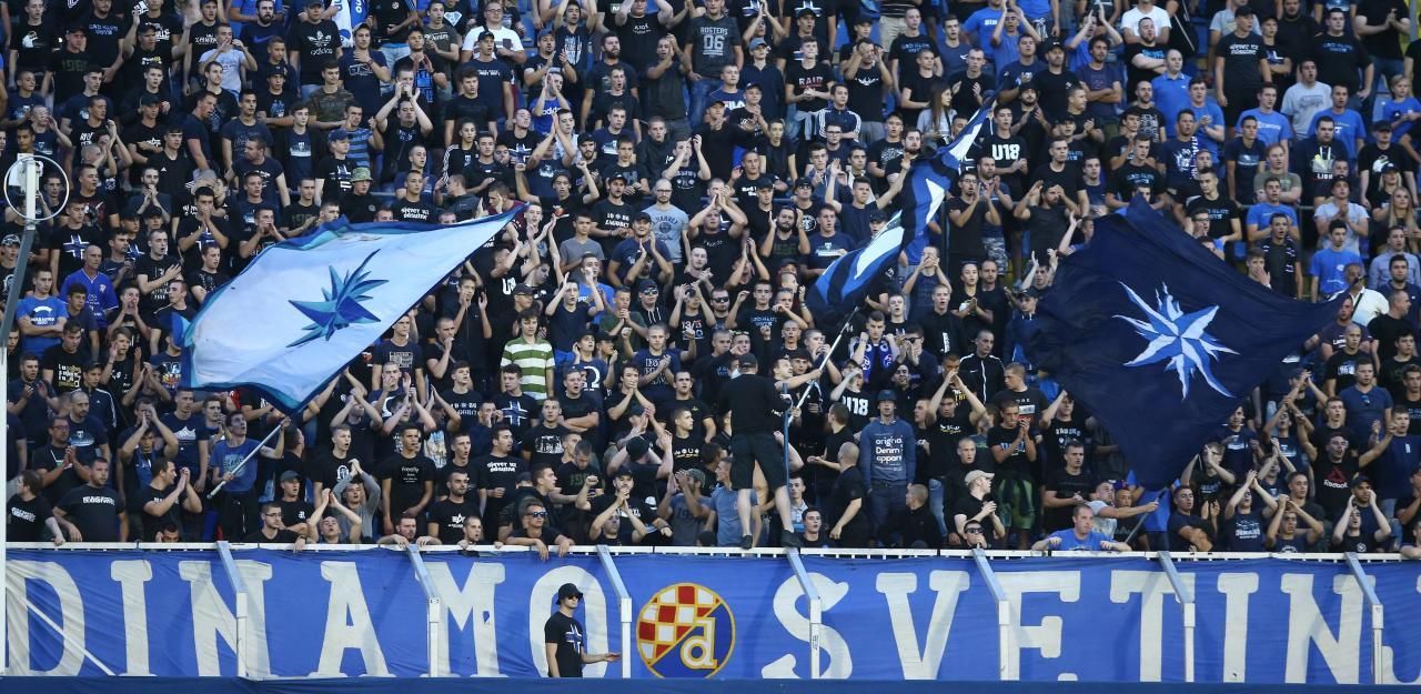 Heute.at - Zagreb-Hools begrapschen Bikini-Schwimmerinnen