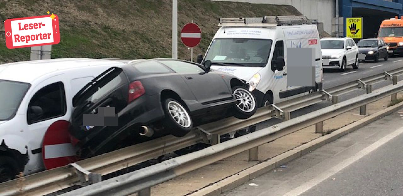 Auto Kracht Auf Leitplanke In Gegenverkehr - Community | Heute.at