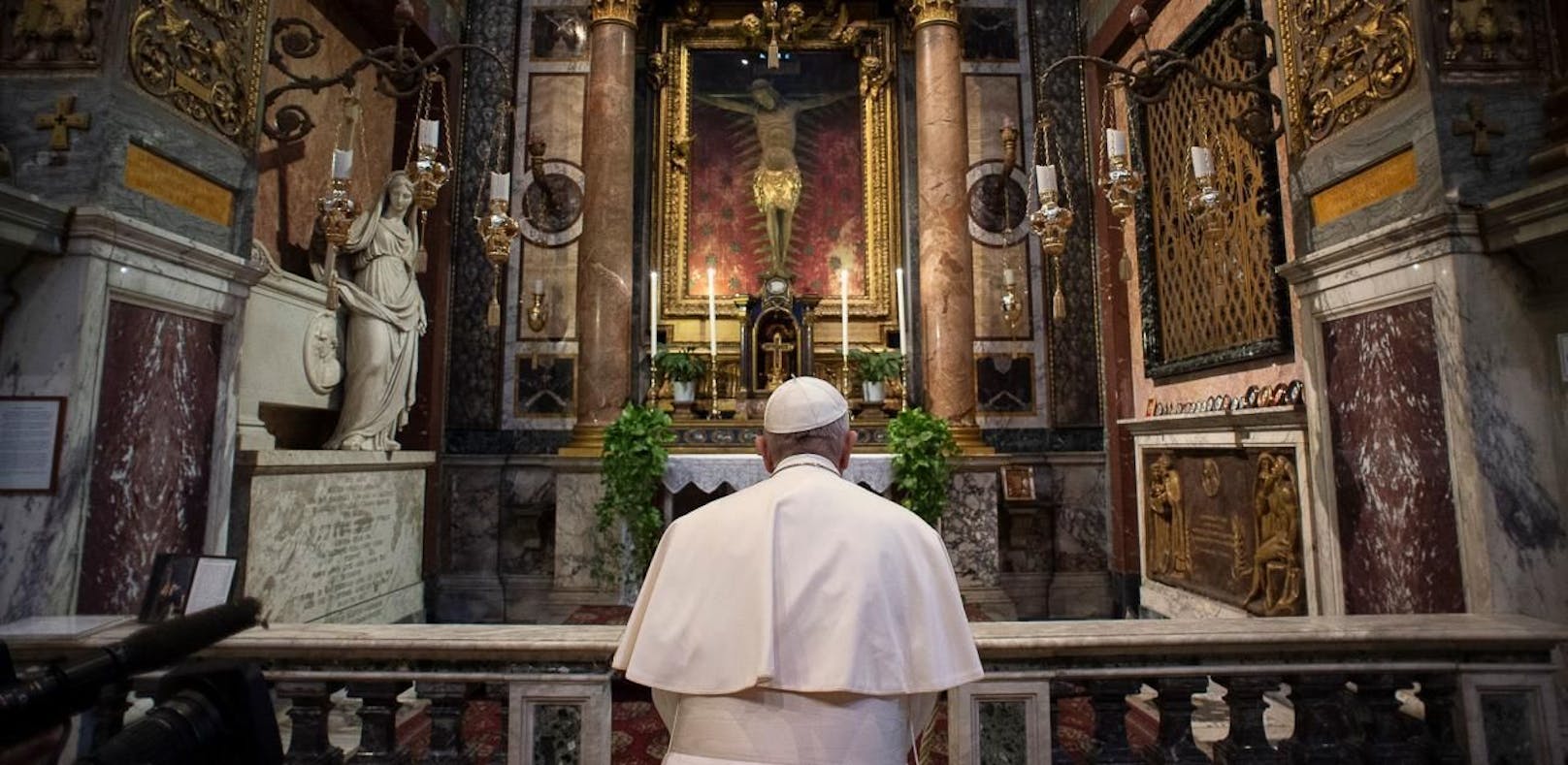 Papst Franziskus im Tageszeitung-Interview: Ich habe Gott gebeten, die Epidemie zu beenden!