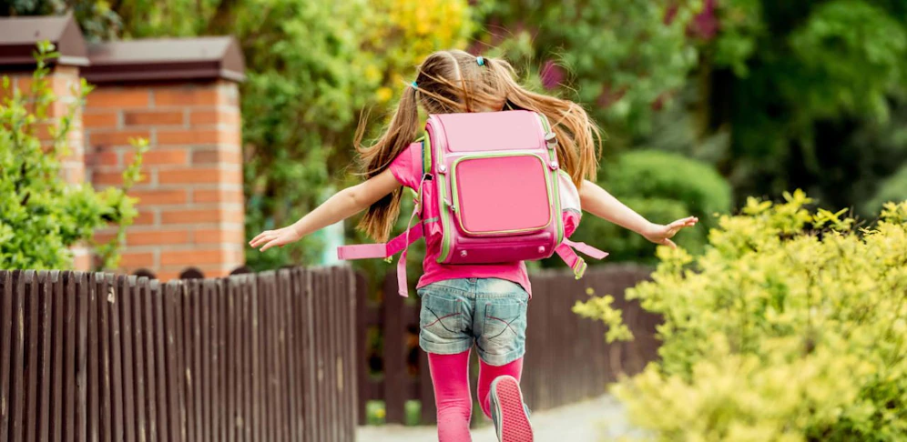Immer mehr armutsgefährdete Eltern sind beim Kauf von Schulsachen für ihre Kinder auf die Hilfe des Staates angewiesen.