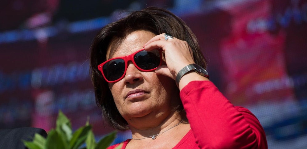 AK-Präsidentin Renate Anderl will die Einführung einer zweckgebundenen Millionärssteuer, um die Pflege im Land zu finanzieren. 