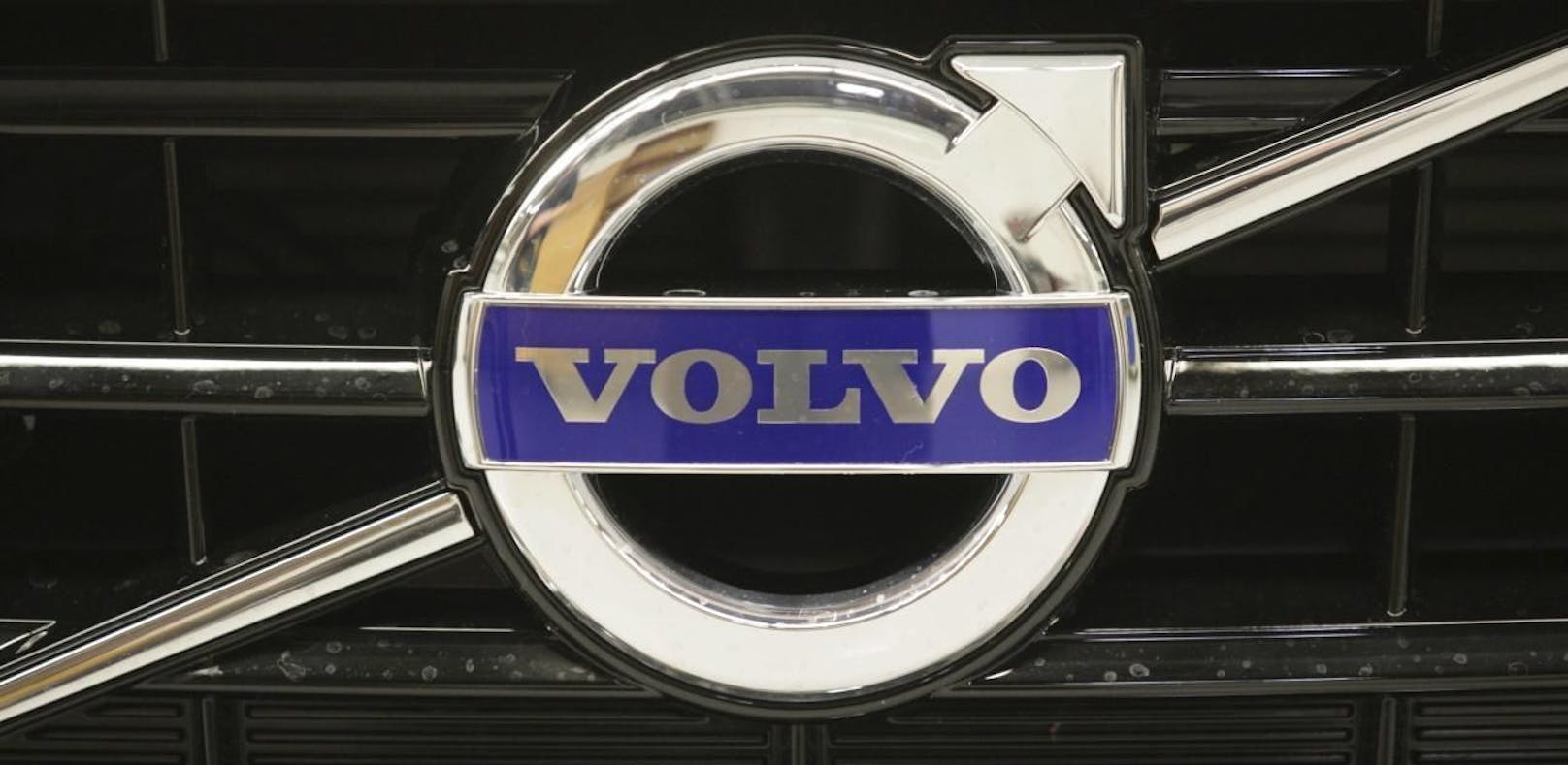 Volvo ruft knapp 2.700 Autos zurück