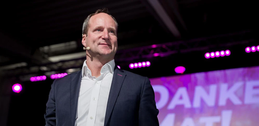 Neos-Gründer Matthias Strolz soll der Stiftung beratend zur Seite stehen.