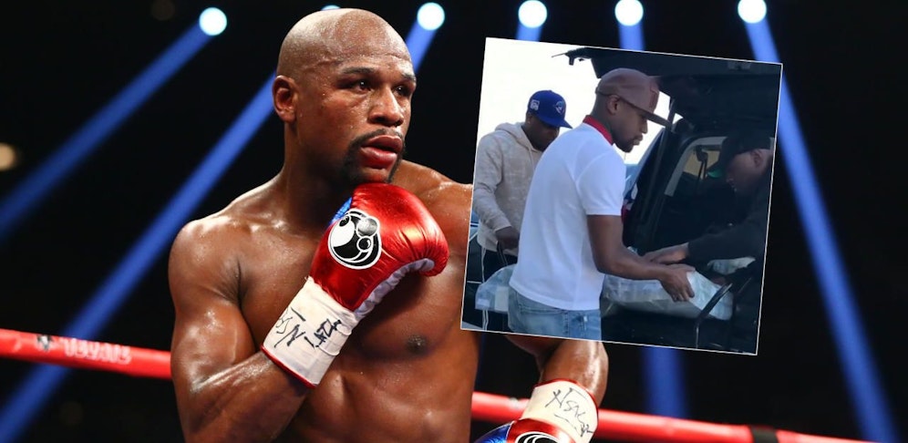 Das Boxen bescherte Floyd Mayweather ein Vermögen von geschätzten 500 Mio. Dollar - und das trägt er am liebsten bar durch die Gegend. 