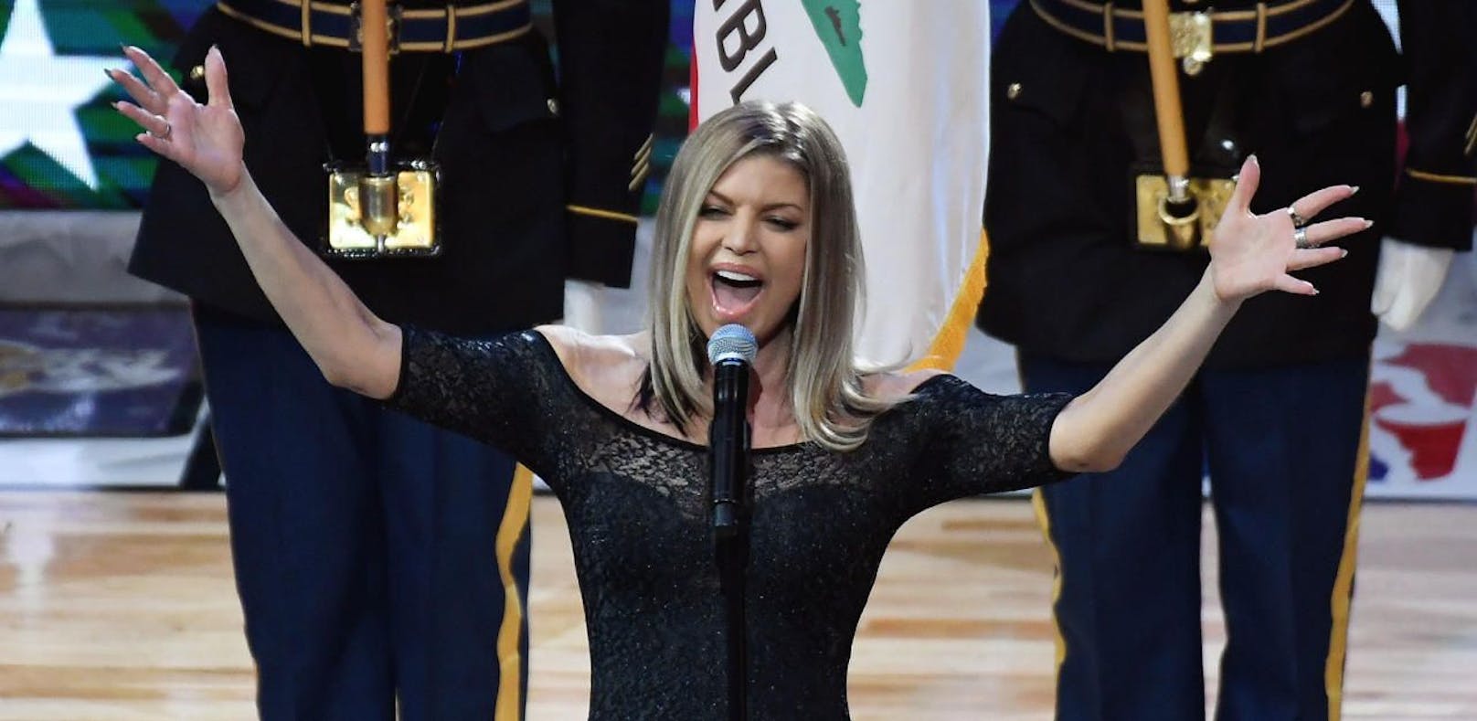 Fergie fängt sich mit US-Hymne Spott im Netz ein