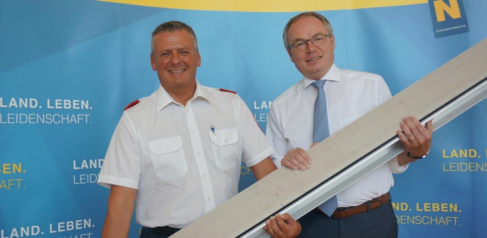 Landes-Feuerwehrkommandant Didi Fahrafellner und Landeshauptfrau-Stellvertreter Stephan Pernkopf arbeiten eng zusammen.                               