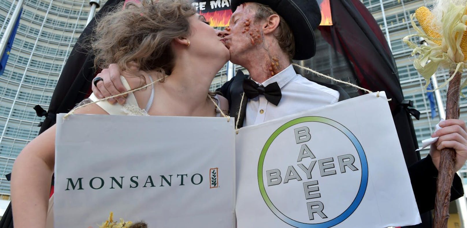 Bayer kauft Monsanto und streicht den Namen