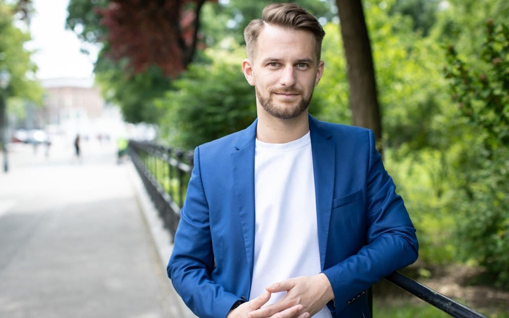 Der Grüne Gemeinderat und erster Bewerber als Spitzenkandidat Peter Kraus spricht sich gegen ein Essverbot in der U6, aber für die Übernahme des Mietrechts in Länderkompetenz aus. (c) picturesdesk