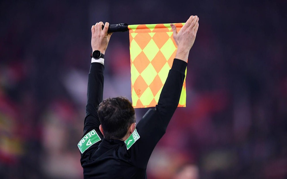 Die FIFA plant in der Corona-Krise die Wechsel-Revolution. 