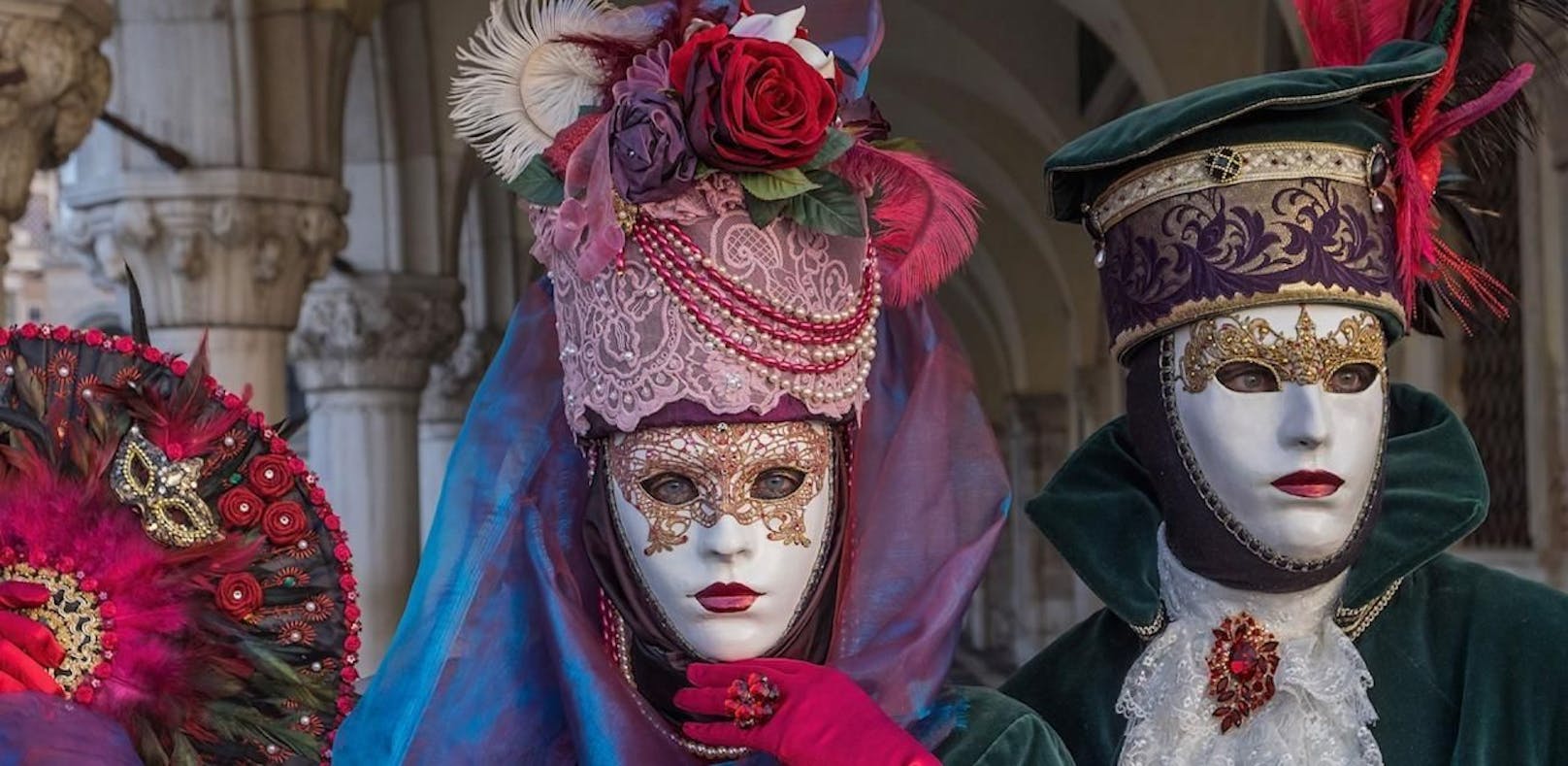 Besucher-Sperren bei Karneval in Venedig