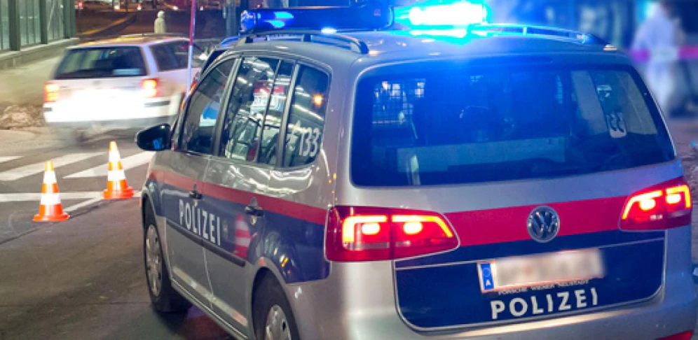 Montagabend überfielen drei Jugendliche einen Drogenhändler.