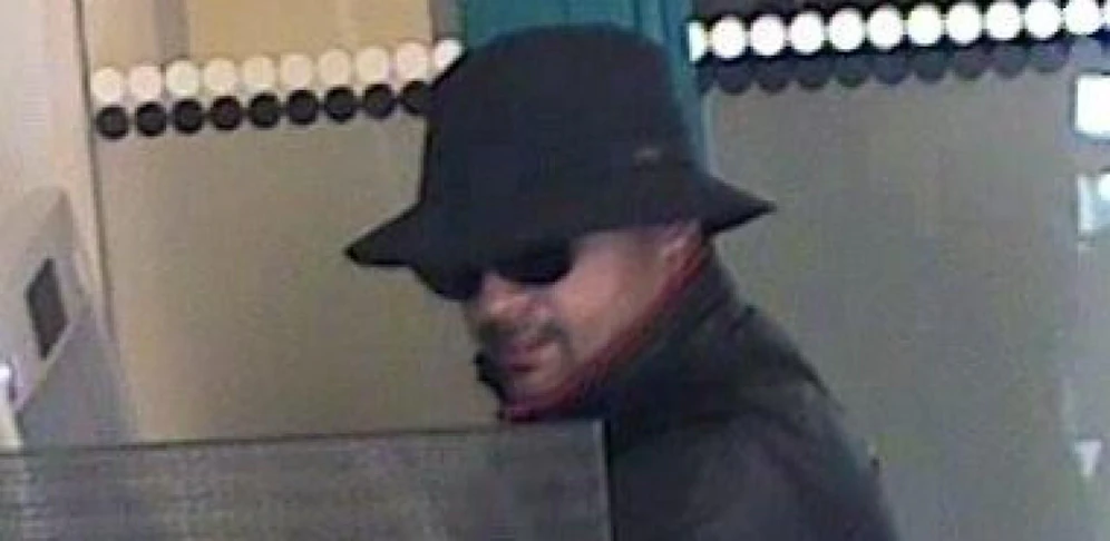 Dieser Mann wird gesucht.