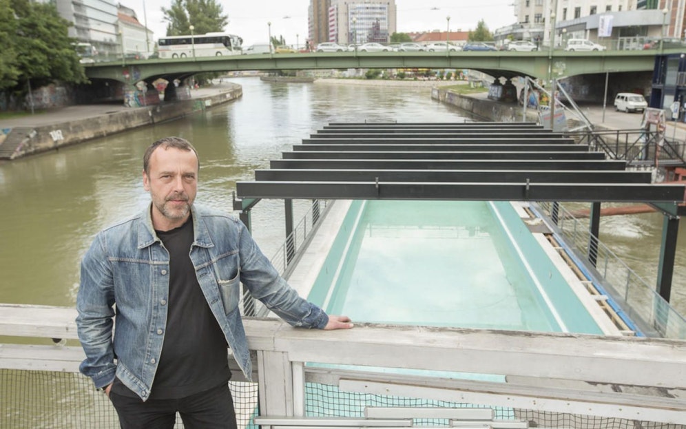 "Adria" und "Badeschiff-Betreiber" Gerold Ecker: "Wir haben den Donaukanal durch jahrelange Arbeit erst zu dem gemacht, was er heute ist. Trotz der zugesagten Vertragsverlängerung, fallen uns DHK und die Stadt nun in den Rücken".