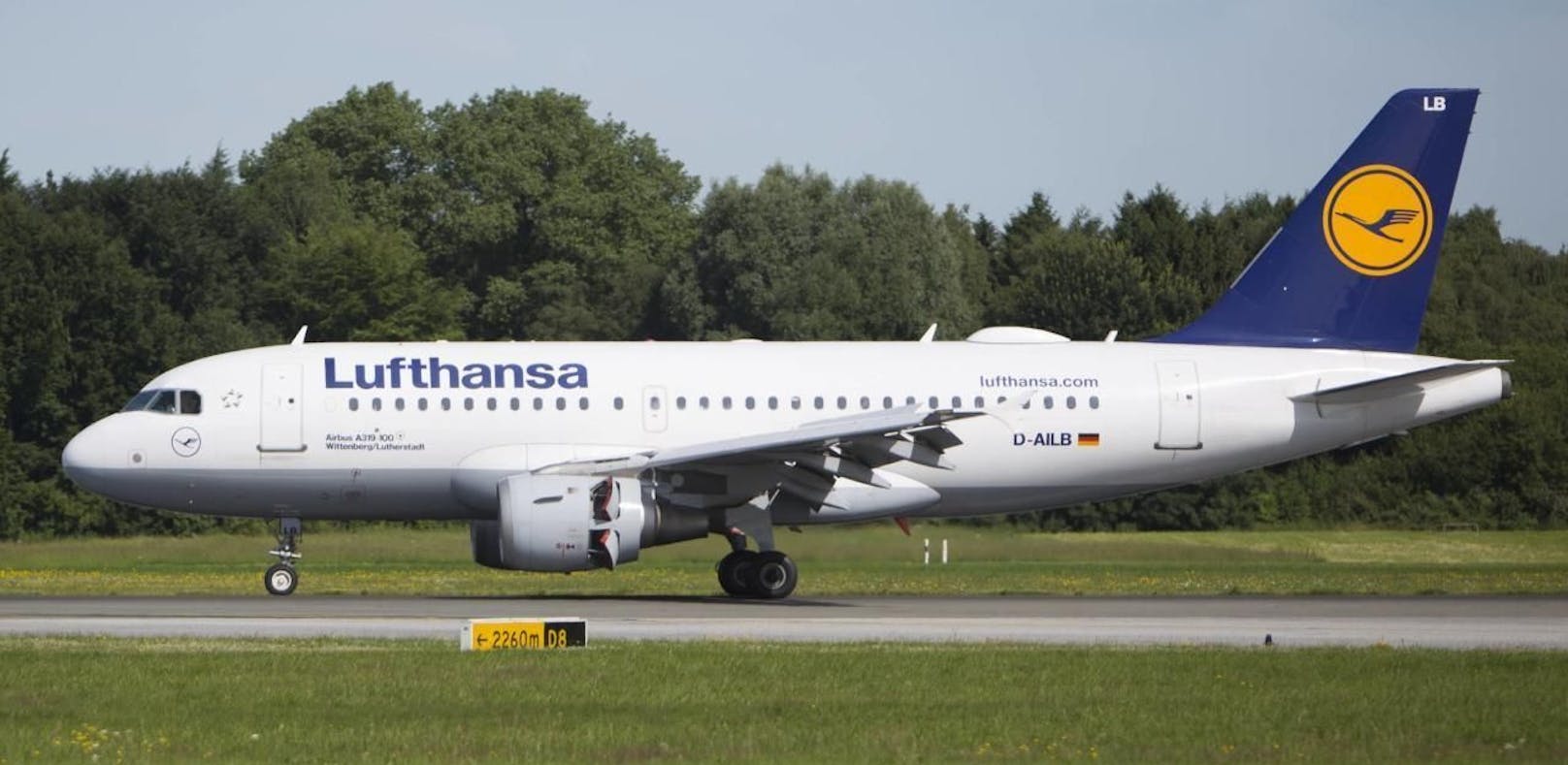 Die Lufthansa bestätigt den Vorfall und leitet eine Untersuchung ein.