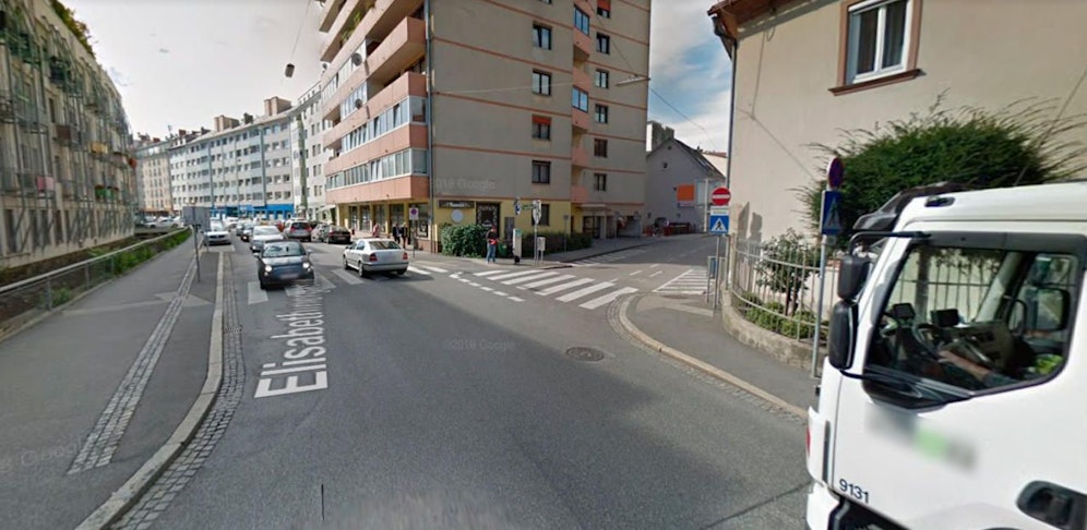 Der Tatort befindet sich im Kreuzungsbereich Elisabethinergasse/Prankergasse in Graz.