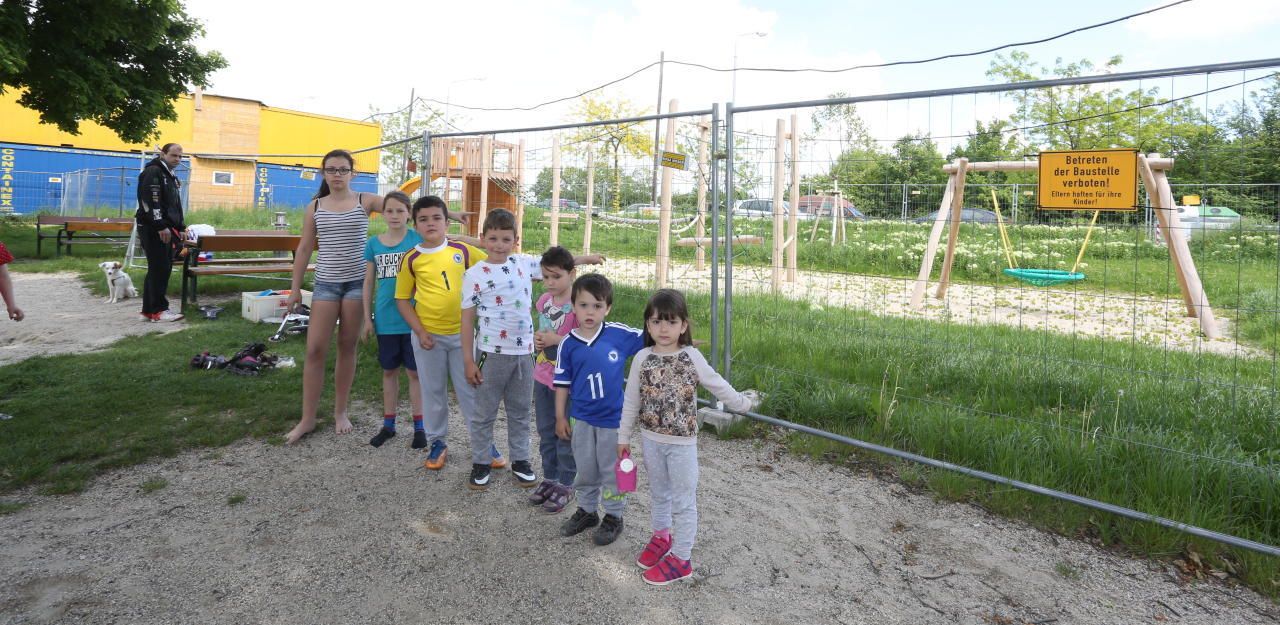 Heute.at - Kinder: Warum dürfen wir hier nicht spielen?