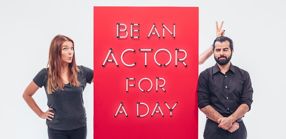 Julius Meinl und das Acting Center Tavakoli (ACT) laden zehn Teilnehmerinnen und Teilnehmer ein, ihr Talent zu entdecken: Die Coaches sind Barbara Kaudelka und Morteza Tavakoli.