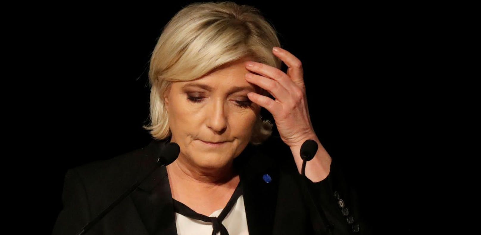 Tränengas und Schläge bei Rede von Marine Le Pen