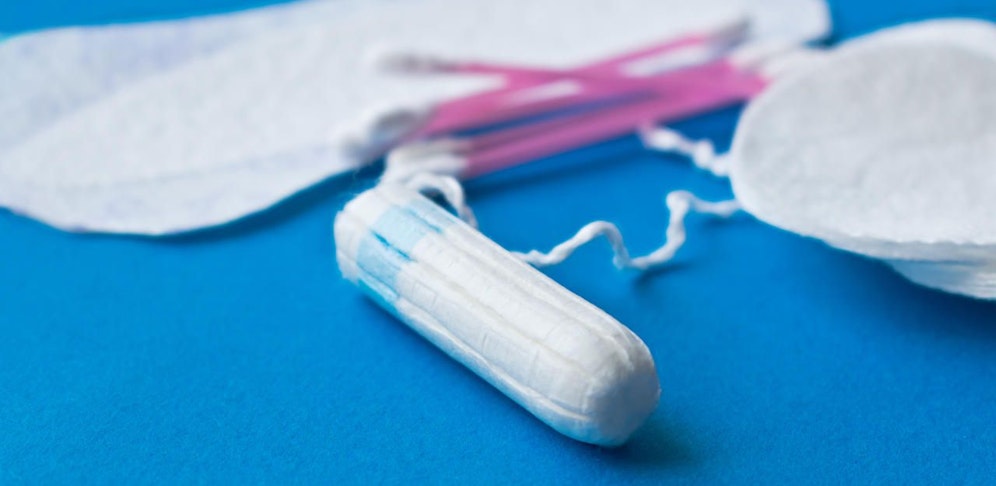 Tampons und Binden stellen viele Frauen vor finanzielle Belastungen. Daher gibt es in Wien jetzt Periodenprodukte gratis.&nbsp;