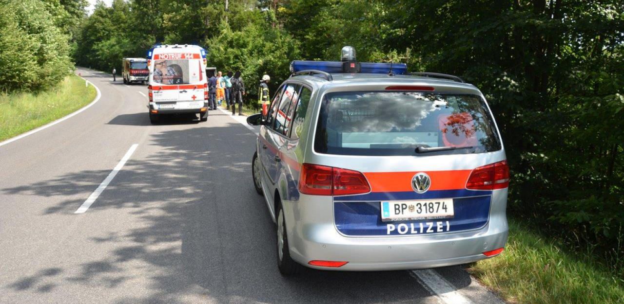 Heute.at - Audi-Lenker verursacht Crash und rast davon
