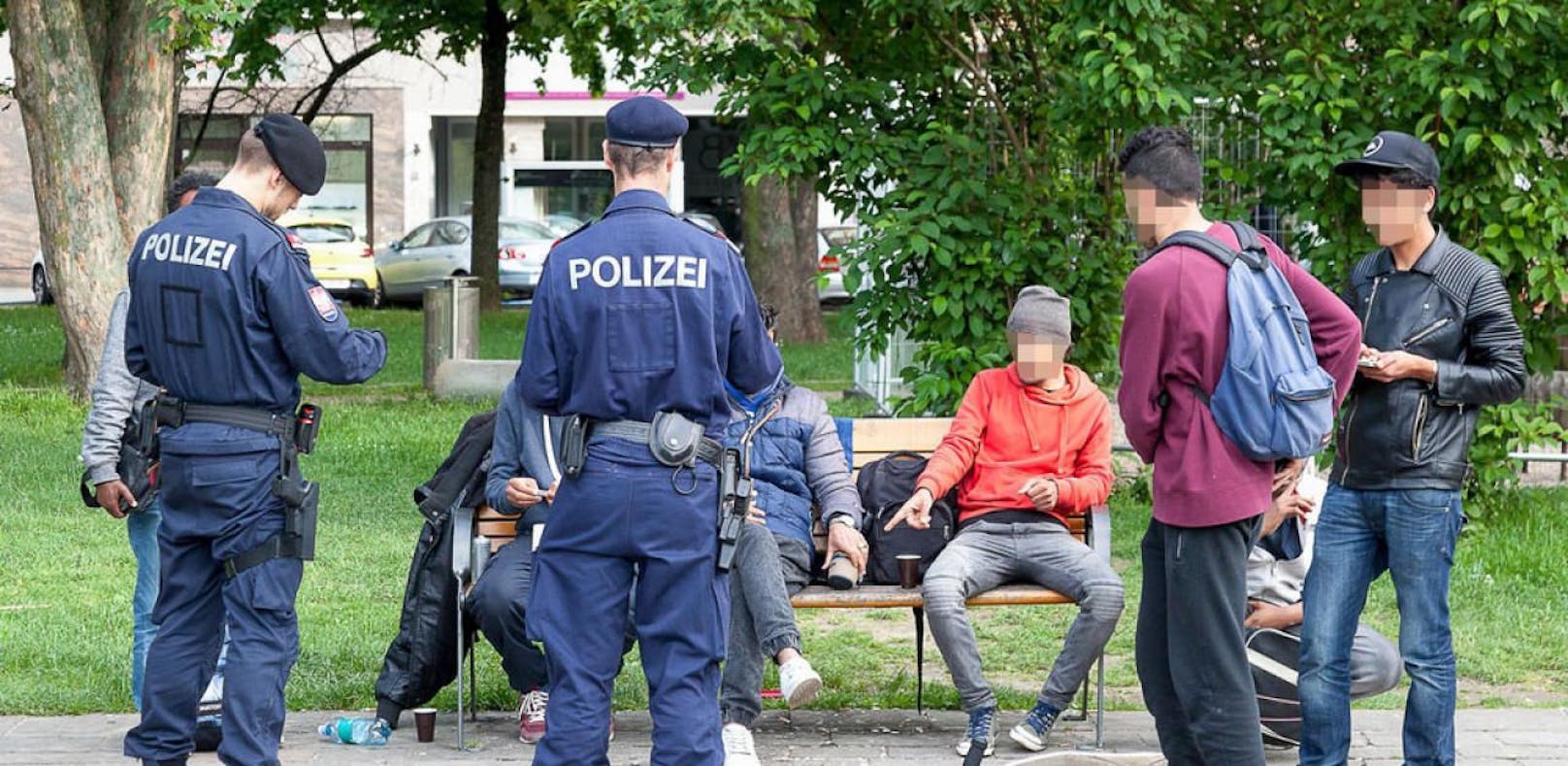 Polizeikontrollen sind im Hessenpark alltäglich. 