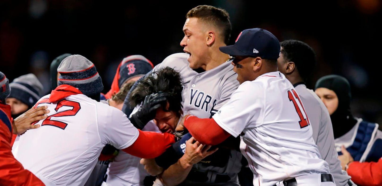 Baseball-Asse liefern sich brutale Massenschlägerei
