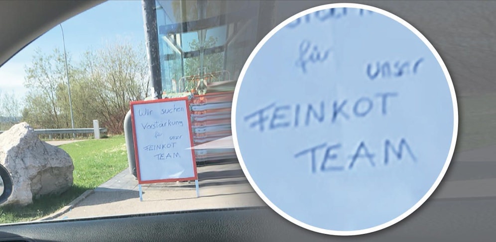 Dieses Schild, vor einem Supermarkt in Timelkam (Bez. Vöcklabruck), sorgte im Netz für Lacher. 