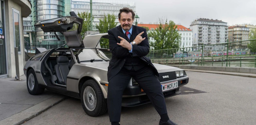 Mindestens so cool wie Marty McFly aus "Zurück in die Zukunft": Science Buster Werner Gruber