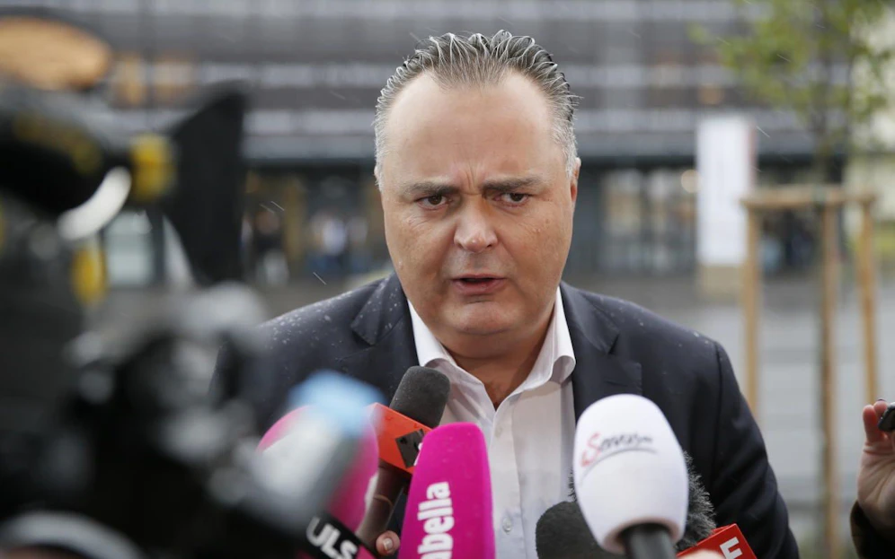 Hans Peter Doskozil vor Beginn der Sitzung des SPÖ-Präsidiums